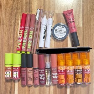 21 piece NYX Lip and Cheek Makeup Set - Assorted Colors